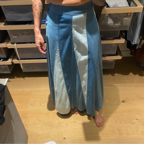 NWT! 🌼 “Love The Label” by Anthropologie Denim Patch Skirt! - Picture 2 of 7